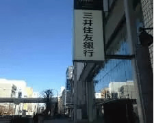 表参道駅A4出口からのアクセス07